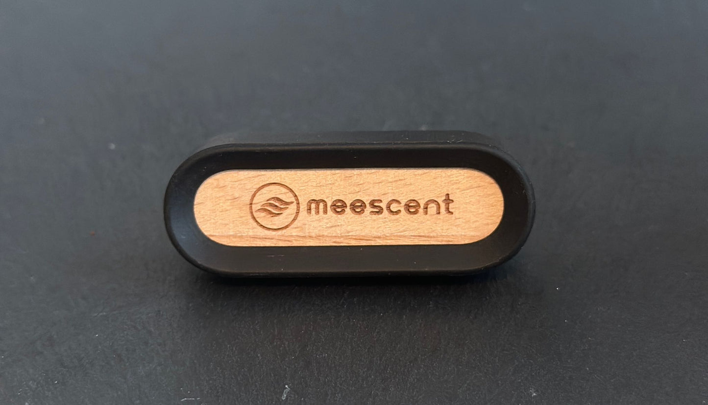 meescent - black